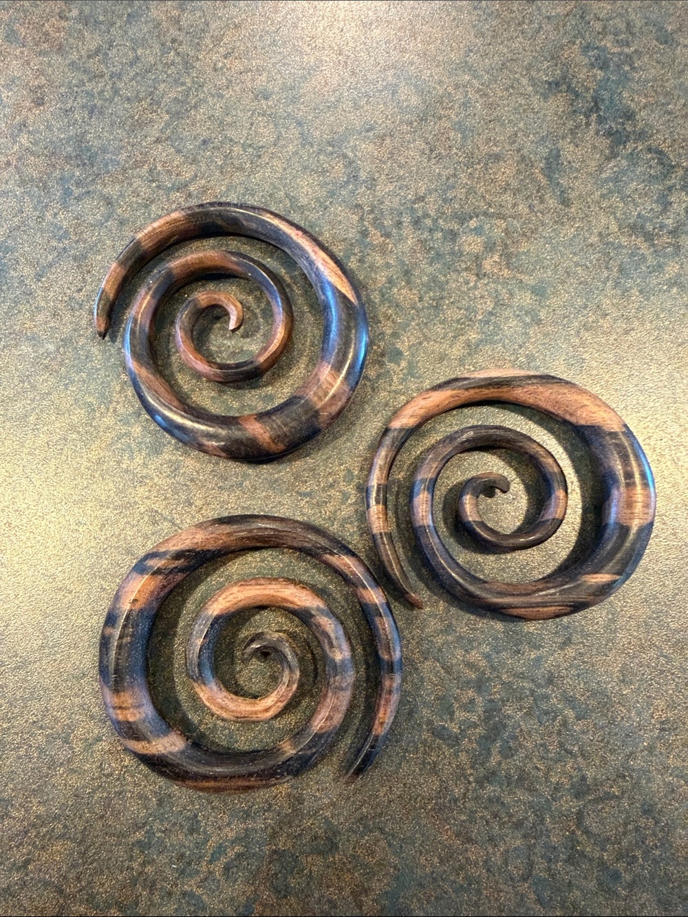 Hand-Carved Spiral Wood Ear Weights — Black & Brown